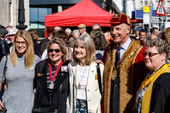 Sheep Drive London Bridge