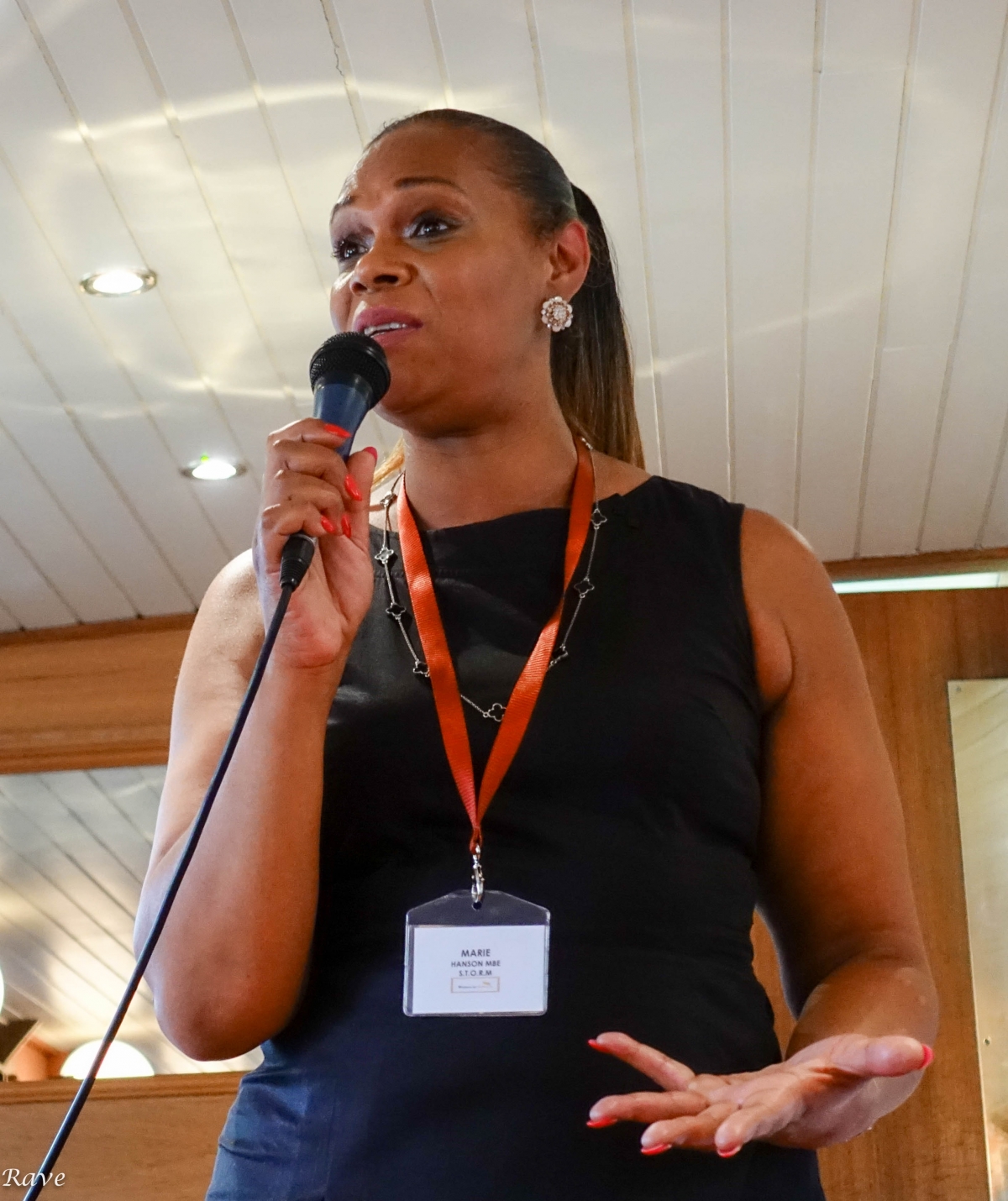 Women in Tobacco Thames Cruise On the Thames