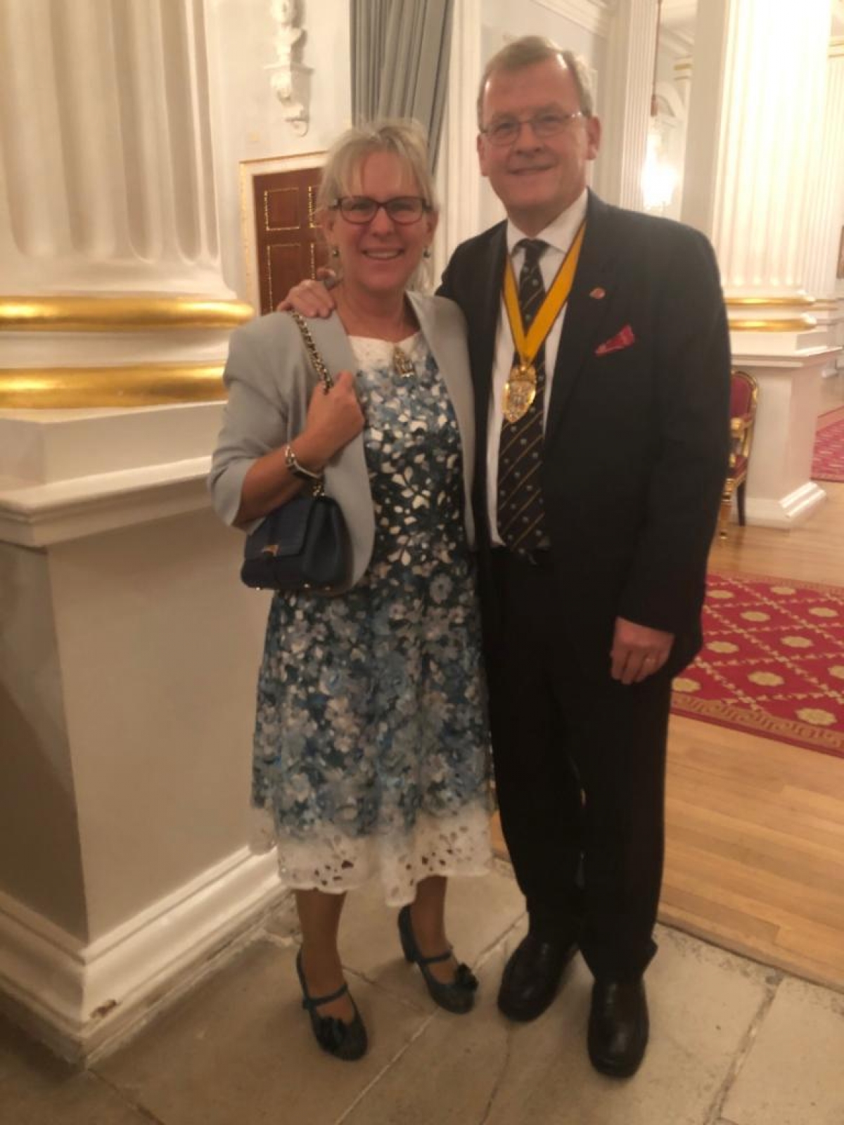 Lift Off for Apollo 19 Westminster Abbey to the Mansion House