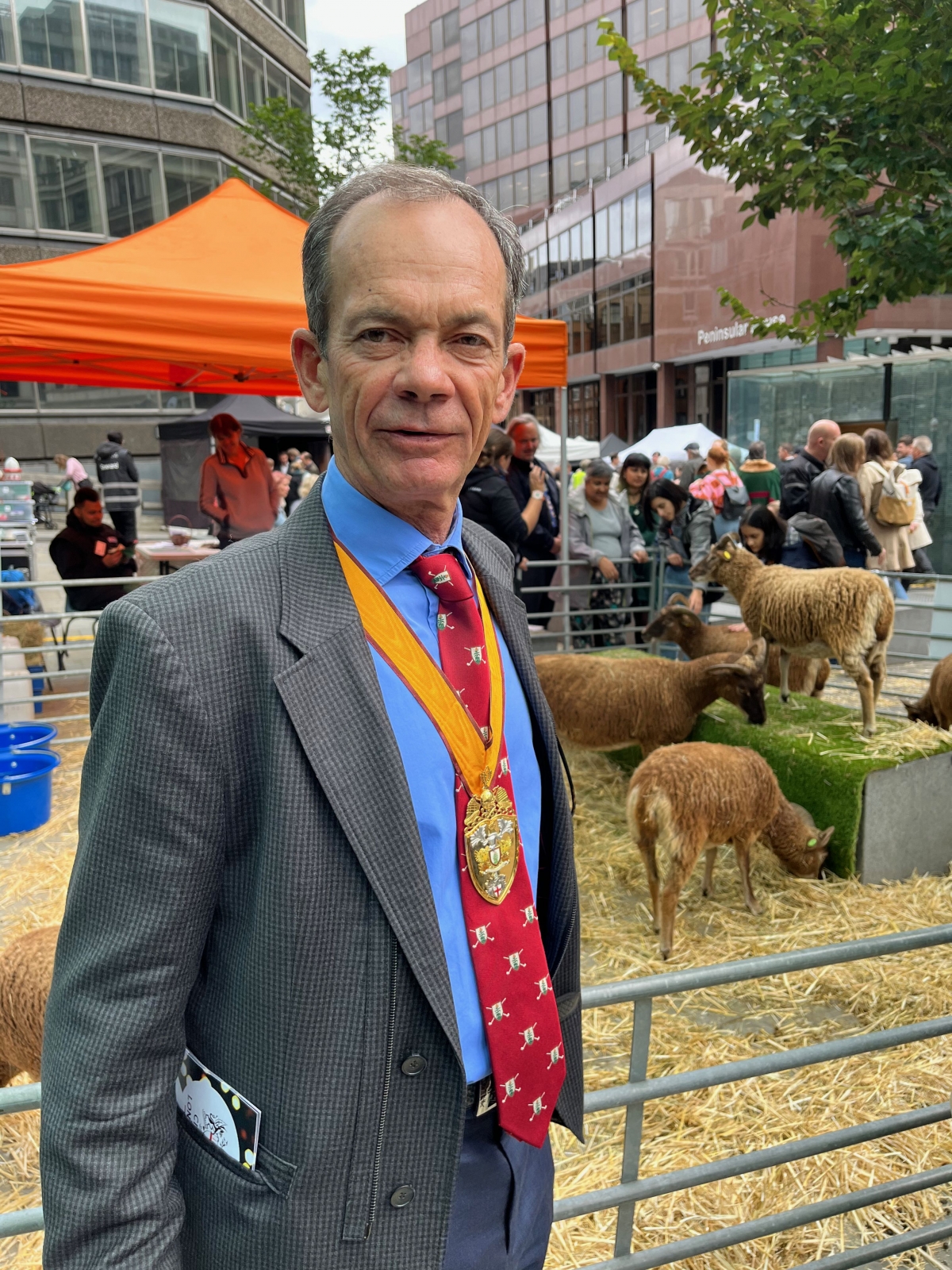 The Sheep Drive London Bridge