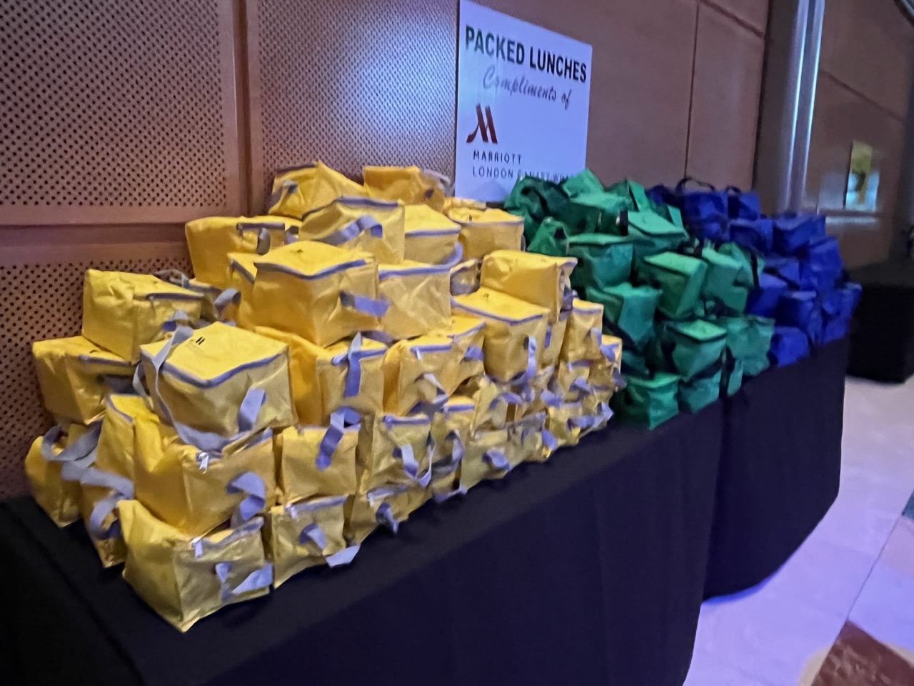 Hackney Carriage Drivers' Magical Taxi Tour Canary Wharf