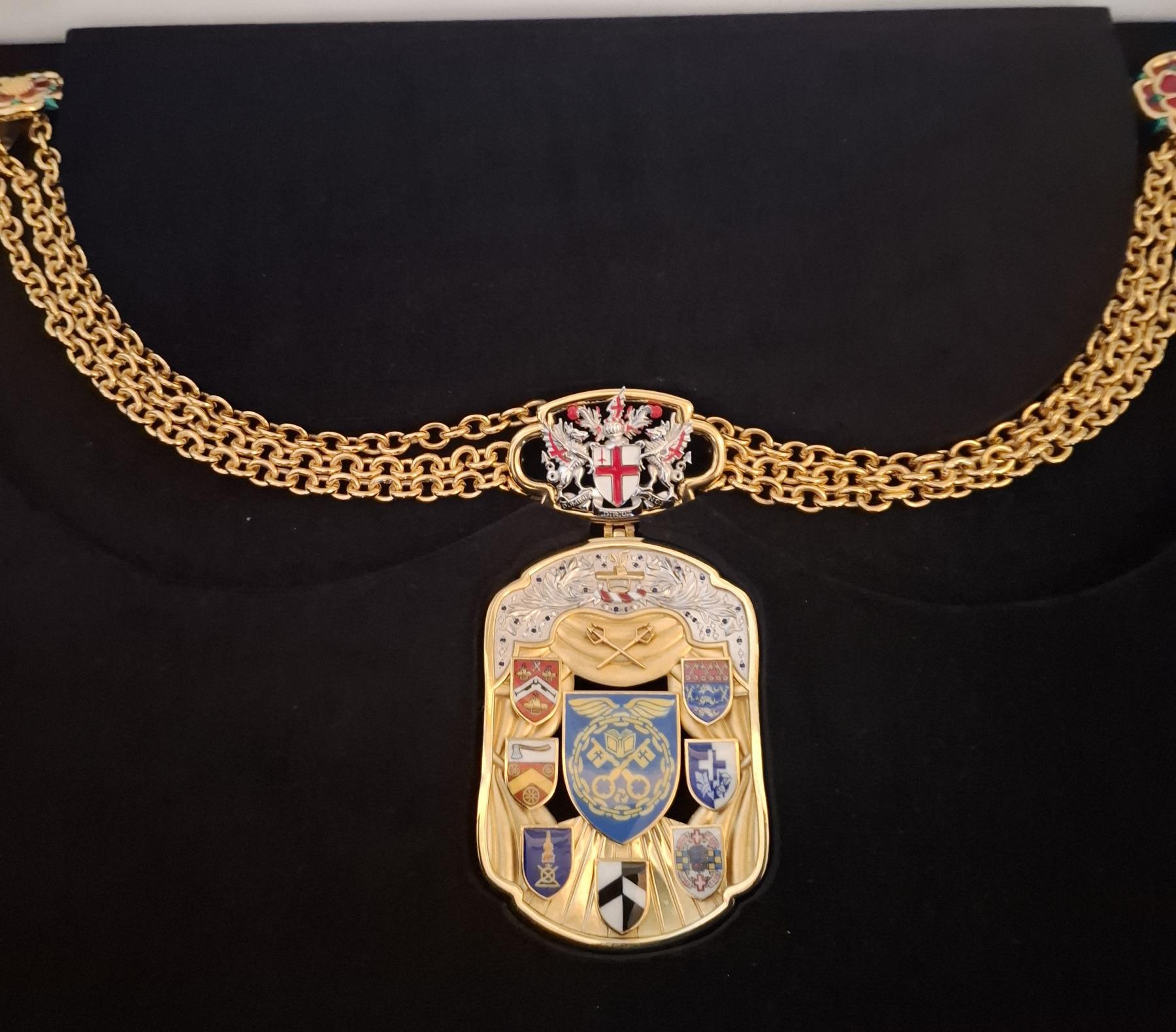 Presentation of the Shrieval Chain to Sheriff Elect Keith Bottomley Fishmongers' Hall