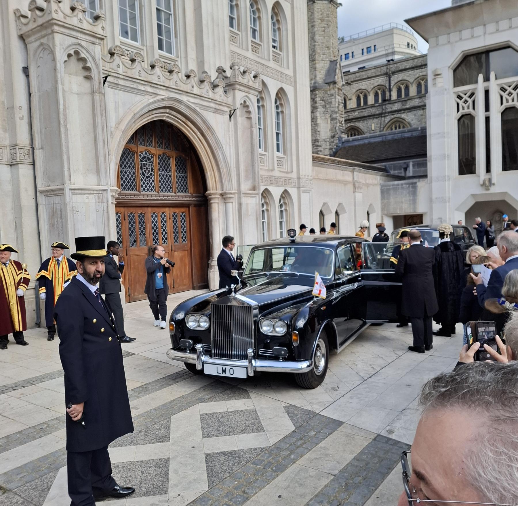 Election of the Lady Mayor